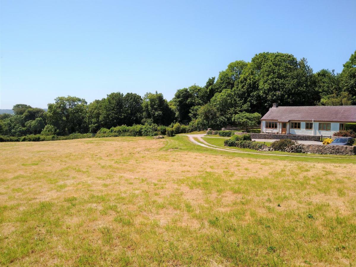 Llinos Cottage Beaumaris Esterno foto