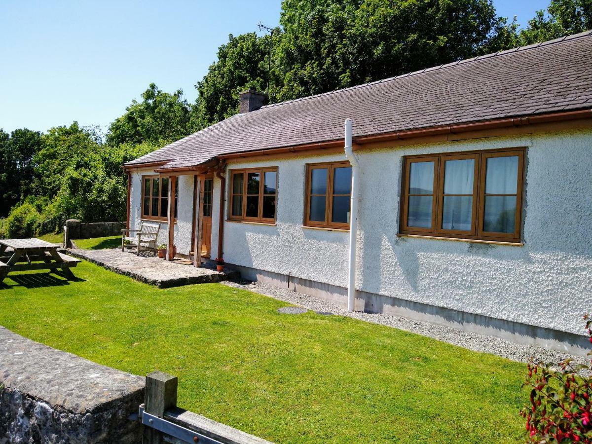 Llinos Cottage Beaumaris Esterno foto